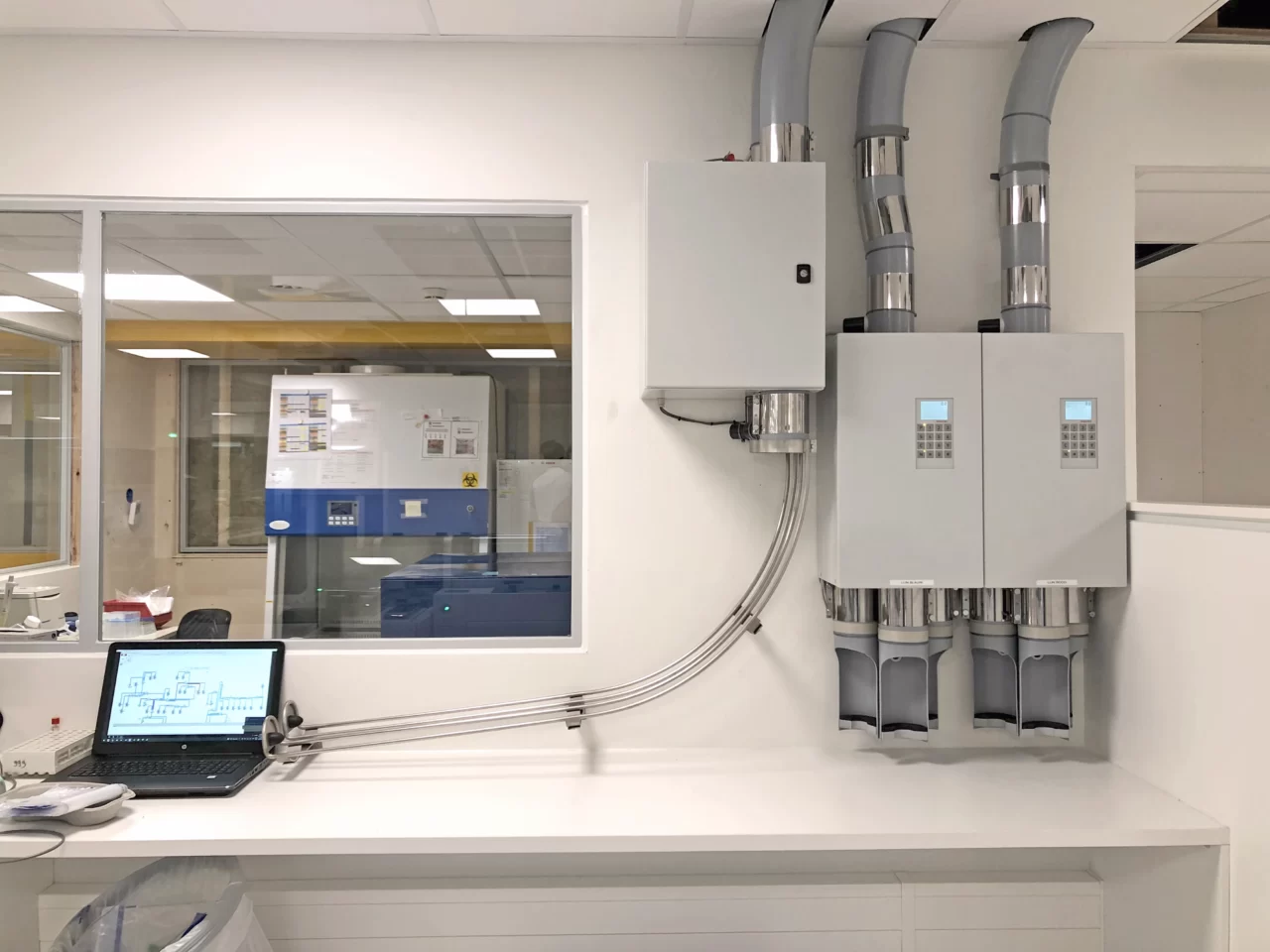 Proefopstelling van buizenpost voor ziekenhuis en gezondheidszorg